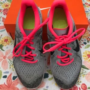 NIKE WOMEN’S FLEX EXPERIENCE RUN